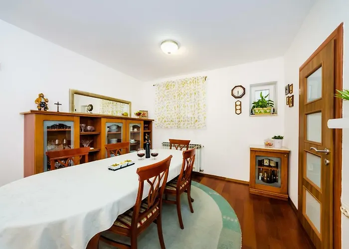 Apartment Mihael *