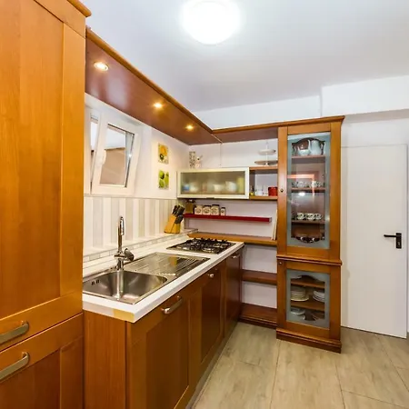 Mihael Διαμέρισμα Ζαντάρ