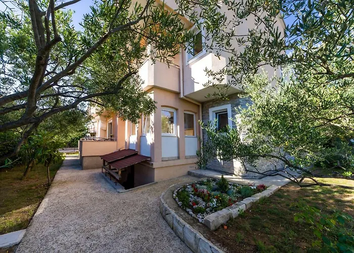 Lägenhet Mihael Zadar