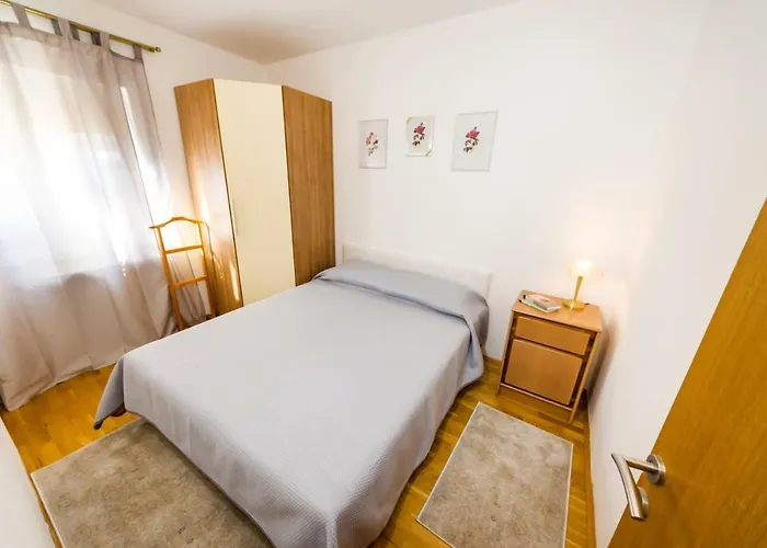 Lägenhet Mihael Zadar